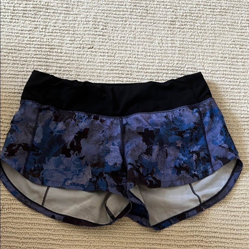 Lululemon speed up shorts size 4